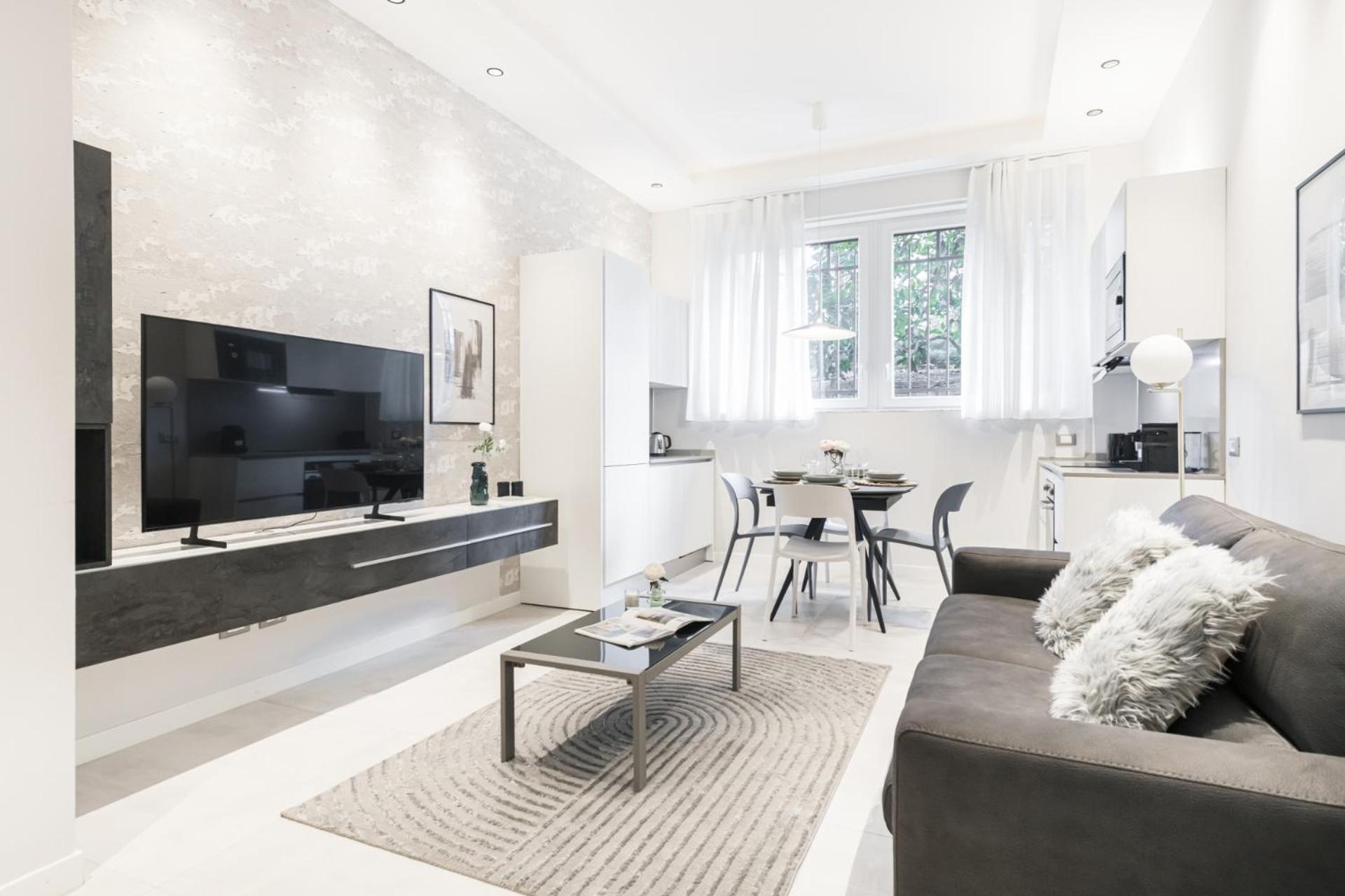 Easylife -formidabile In Porta Romana Apartment *